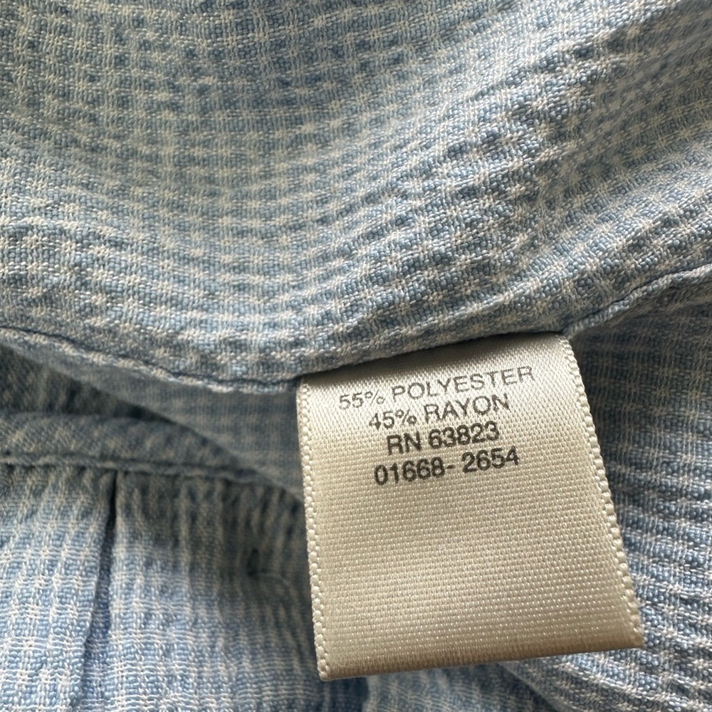 Christopher & Banks Women’s light Blue Short Sleeve Button Down Blouse Large - Picture 4 of 8